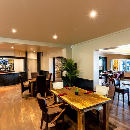 Springfield Hotel & Health Club Halkyn Екстер'єр фото