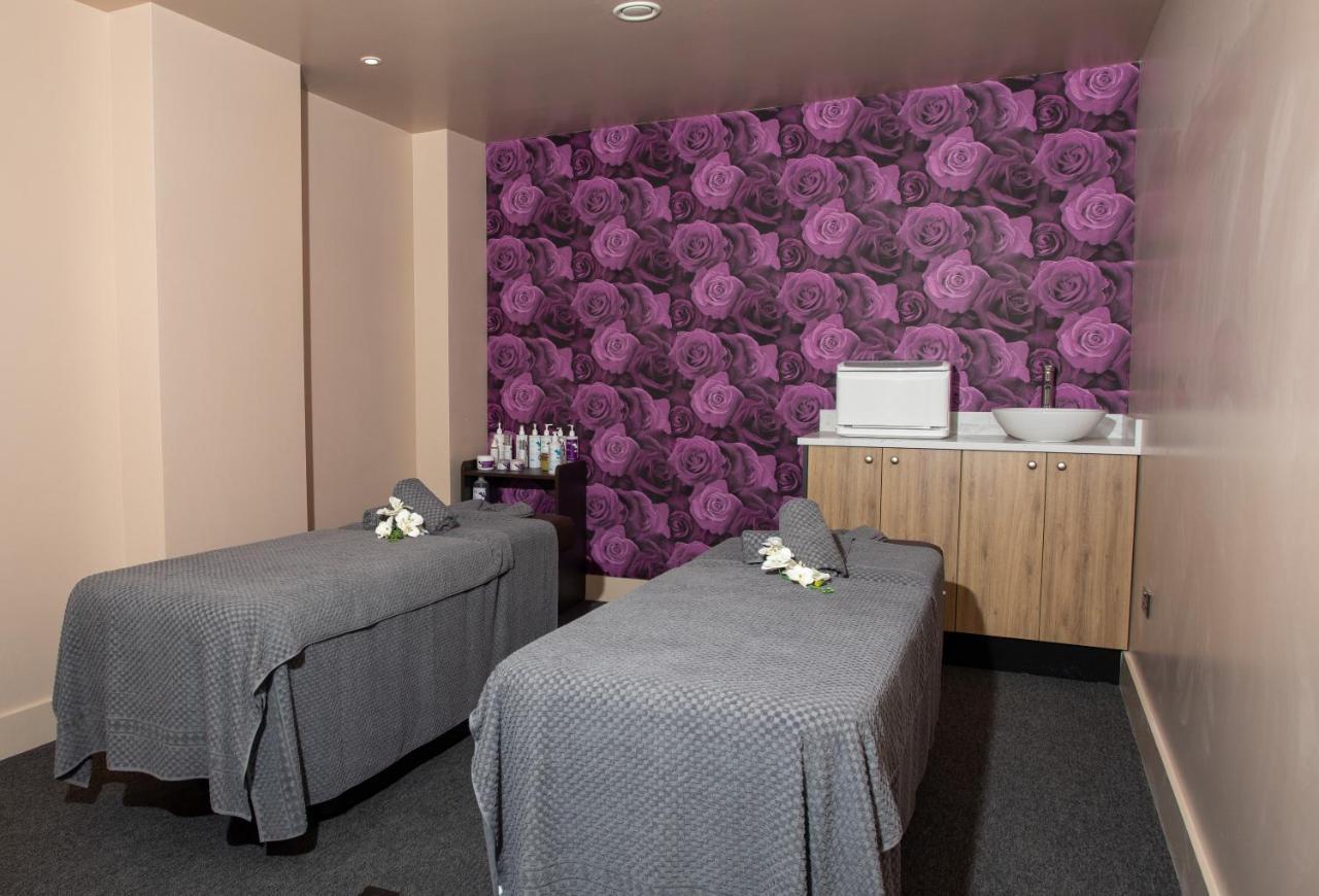 Springfield Hotel & Health Club Halkyn Екстер'єр фото