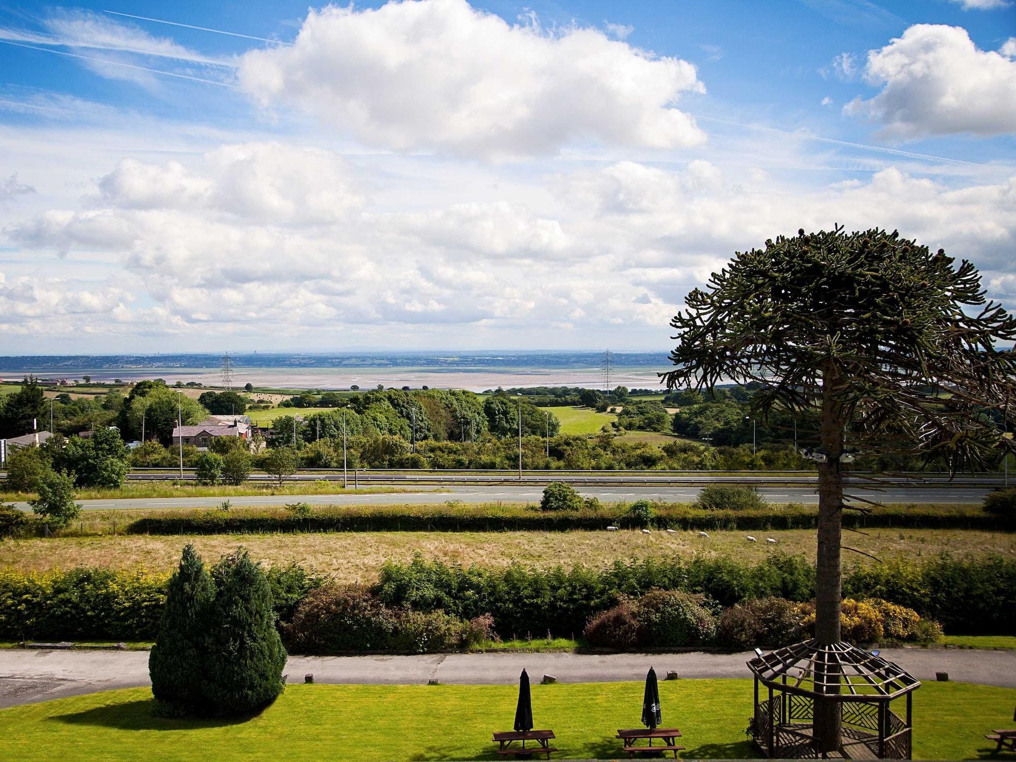 Springfield Hotel & Health Club Halkyn Екстер'єр фото