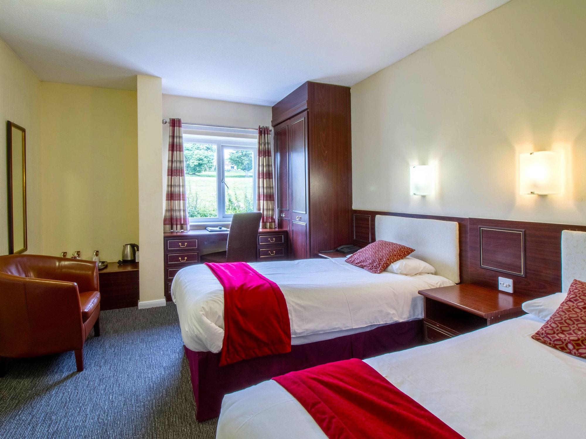 Springfield Hotel & Health Club Halkyn Екстер'єр фото