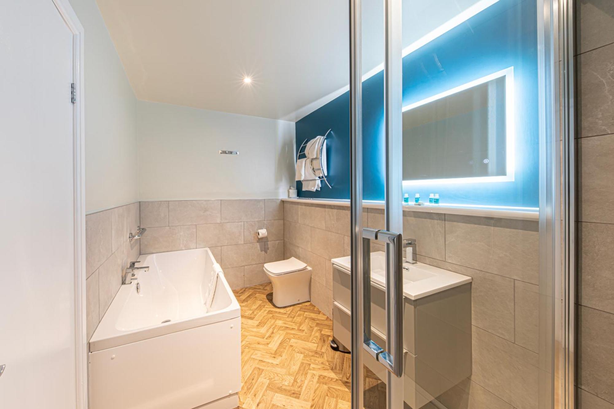 Springfield Hotel & Health Club Halkyn Екстер'єр фото